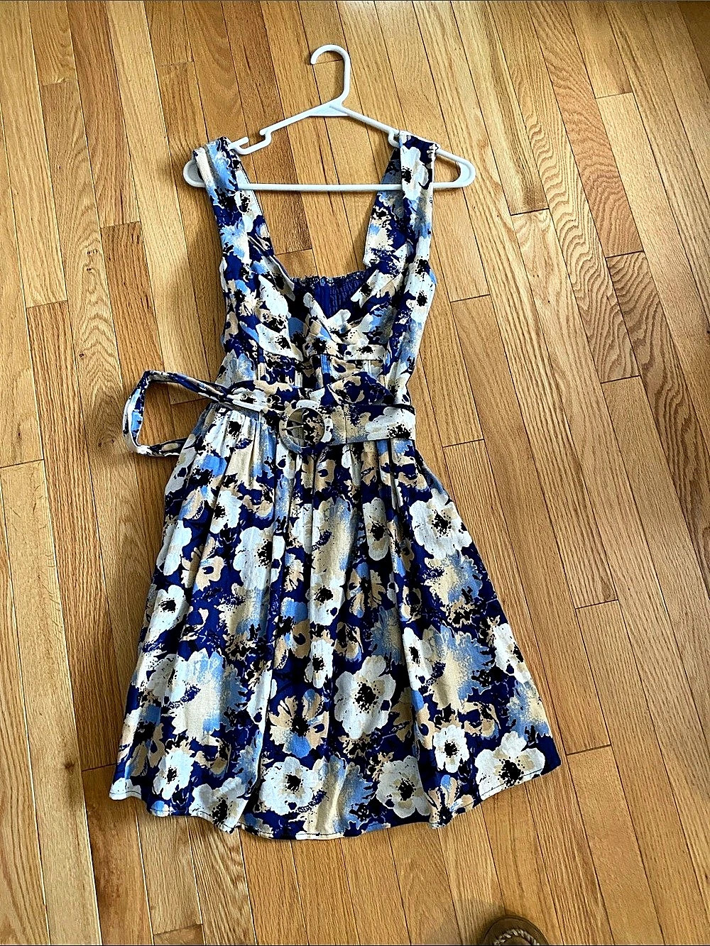lulus Floral Midi Dress in Blue & White Size Large Like New